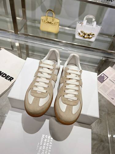 Picture of Maison Margiela Shoes Women _SKUfw146938379fw